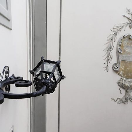 Palazzo Firrao Ground Floor Suites By Wonderful Italy Neapel Exterior foto