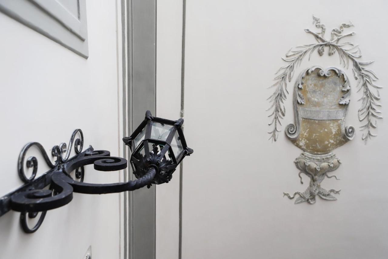 Palazzo Firrao Ground Floor Suites By Wonderful Italy Neapel Exterior foto